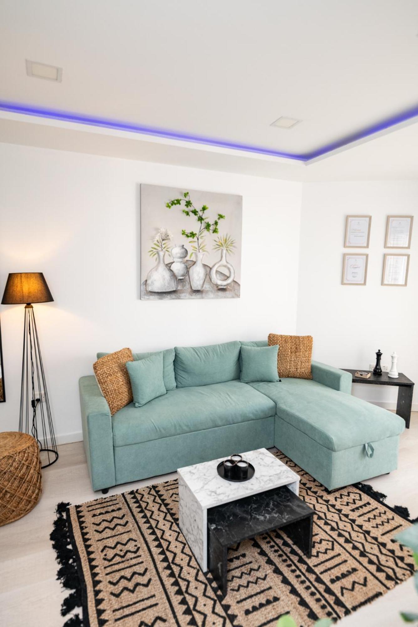 Lazuli Beach & Pool Apartment 501 Ларнака Екстериор снимка