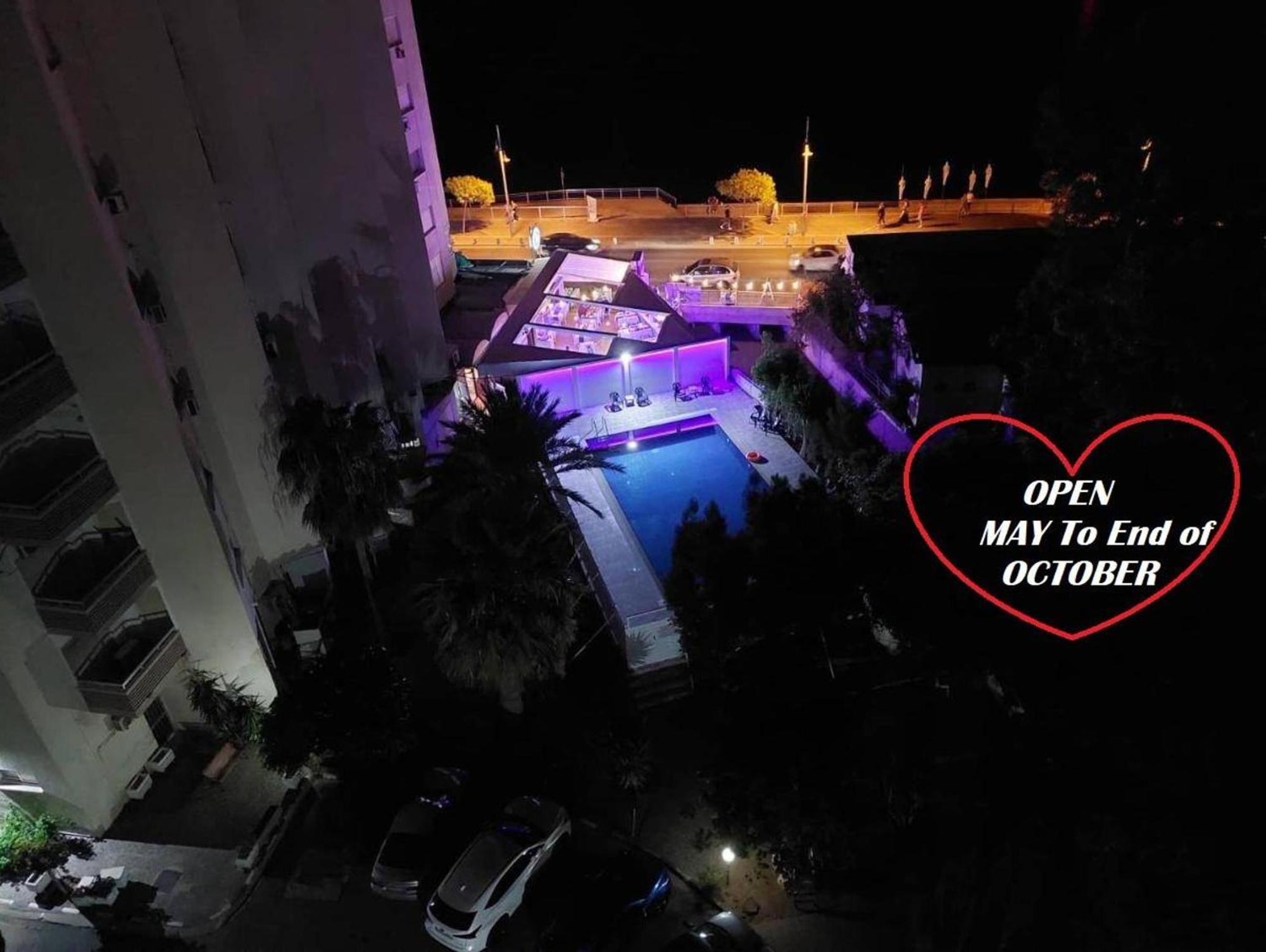 Lazuli Beach & Pool Apartment 501 Ларнака Екстериор снимка